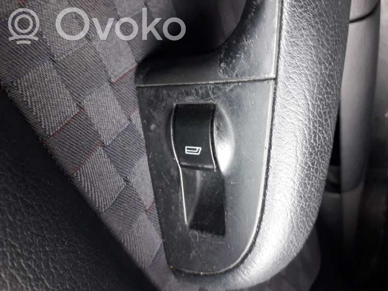 Interruptor del elevalunas eléctrico