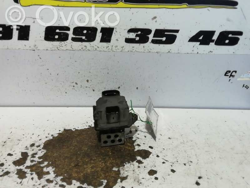 Pečiuko ventiliatoriaus reostatas (reustatas)