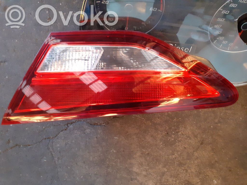 Seat Leon (5F) Luci posteriori del portellone del bagagliaio 