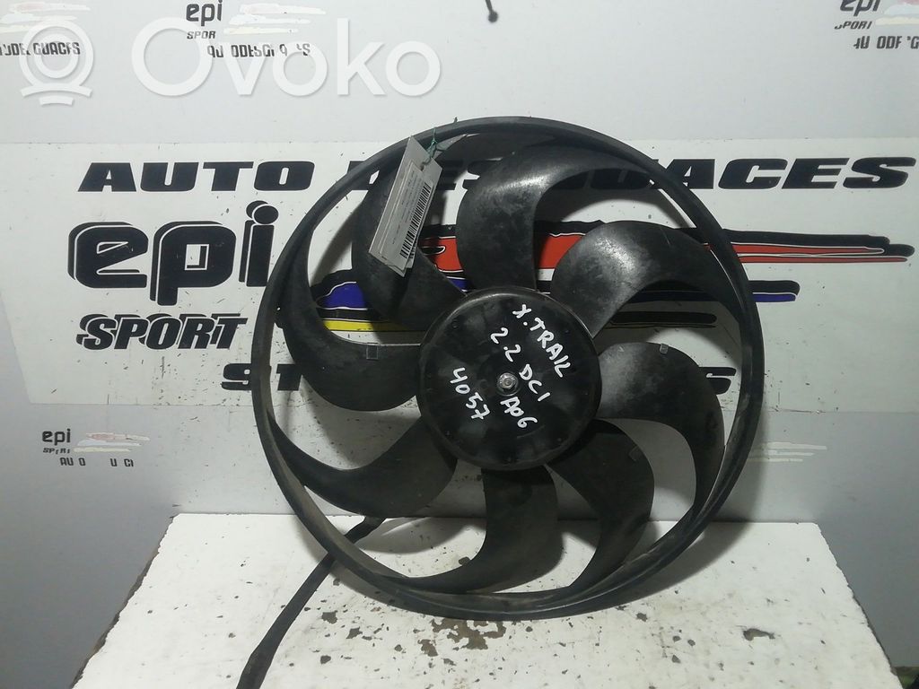 Nissan X-Trail T30 Elektrinis radiatorių ventiliatorius 