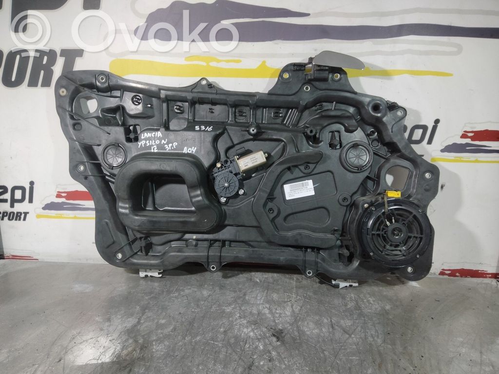 Lancia Ypsilon Macara geam față manuală 