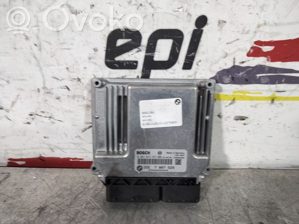 BMW 1 E81 E87 Engine control unit/module 