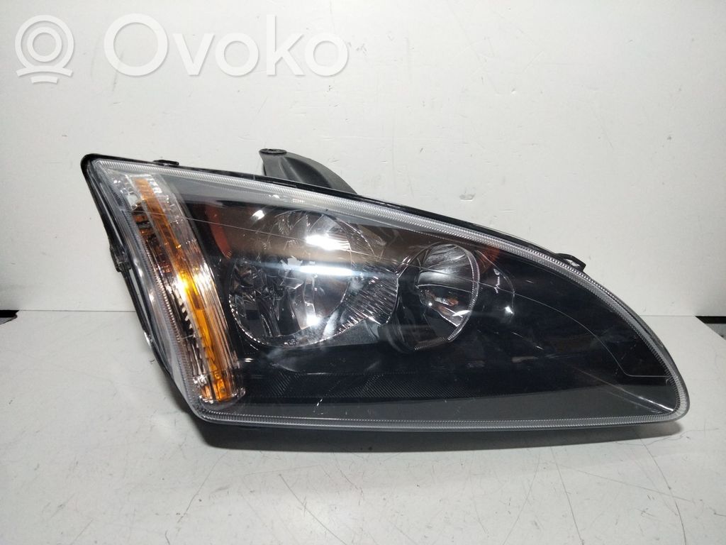 Ford Focus Headlight/headlamp 