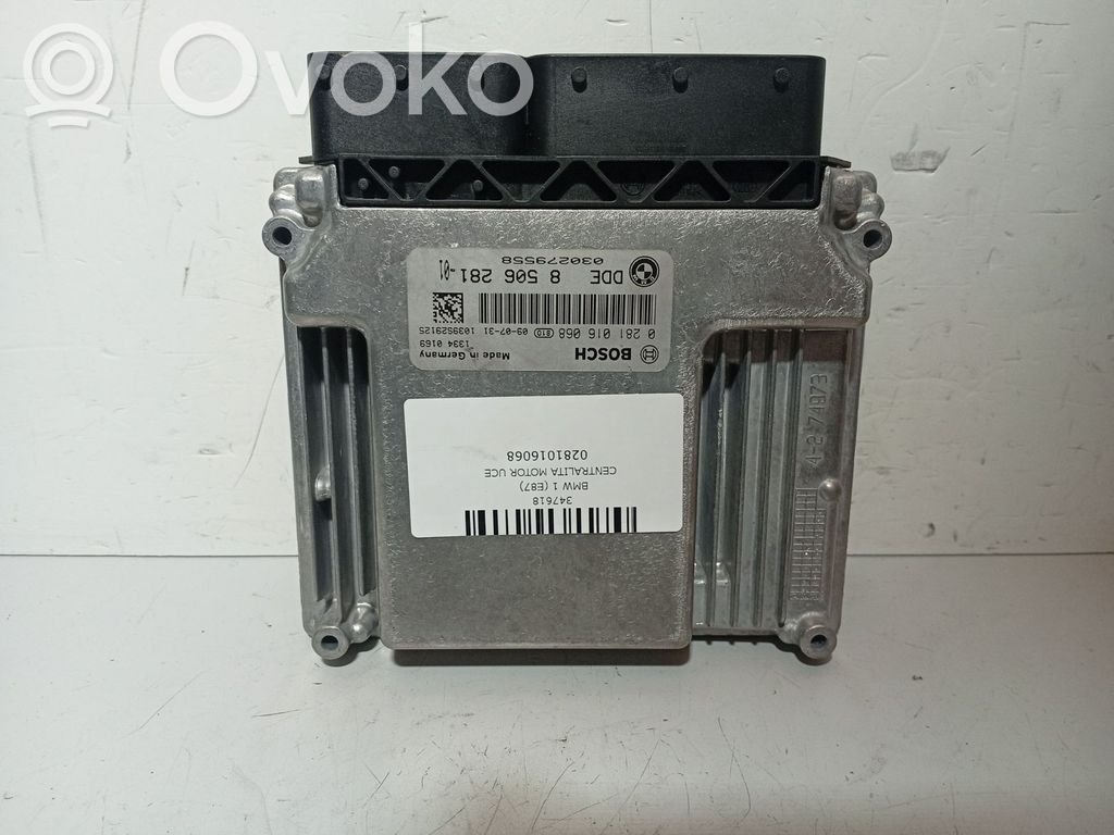 BMW 1 E81 E87 Variklio valdymo blokas 