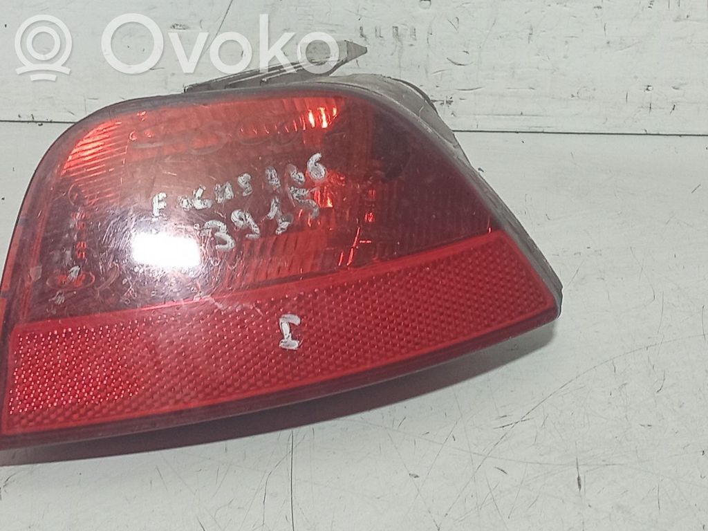 Ford Focus Aizmugurējais lukturis virsbūvē 