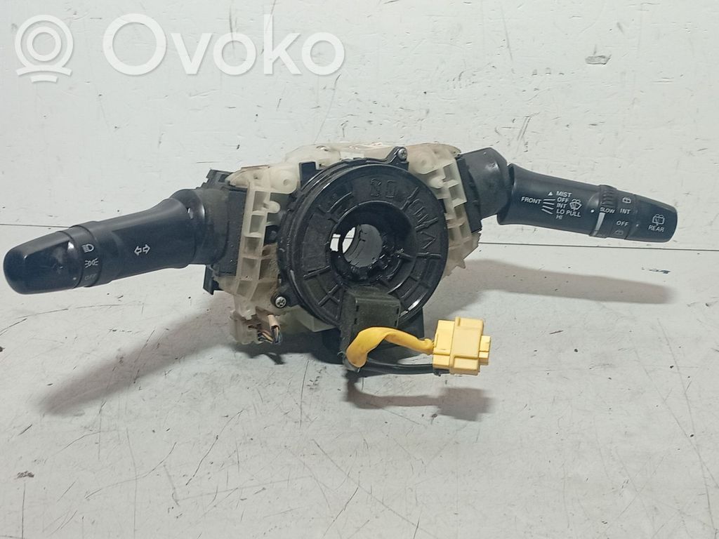 Mitsubishi Montero Interruptor de control multifunción 