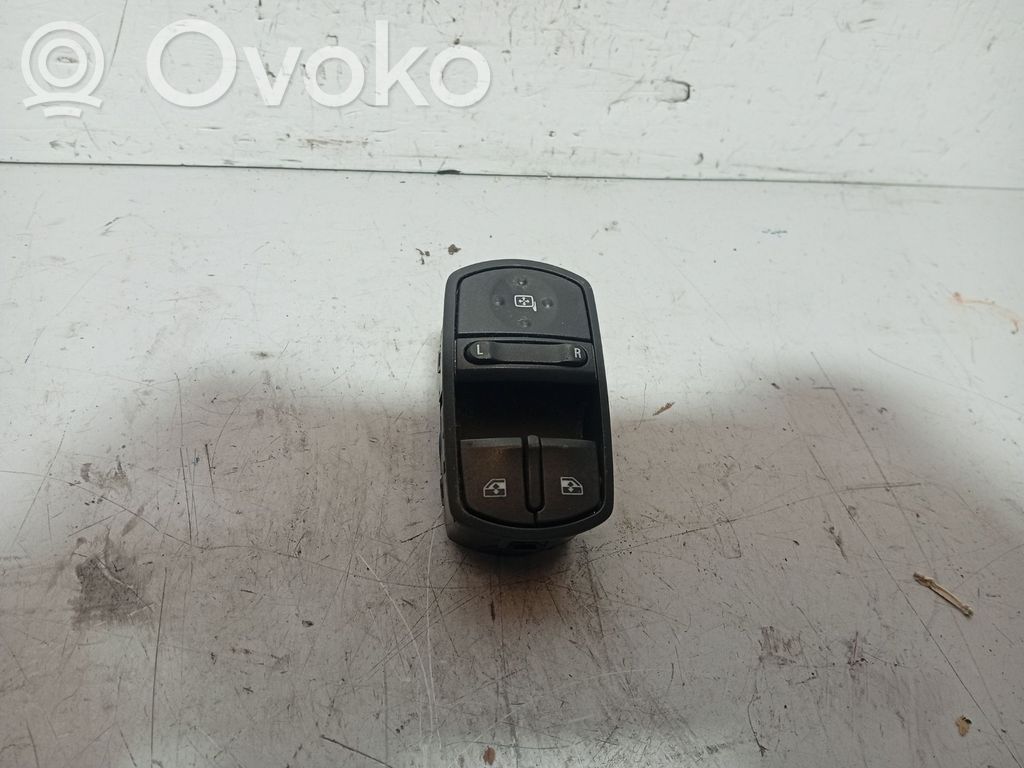 Electric window control switch   13258521AA,325625731104