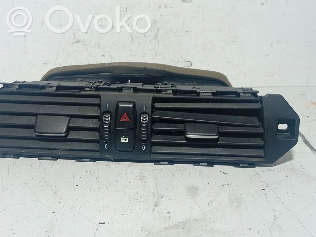 Schalter Warnblinkanlage   6910734,70092750