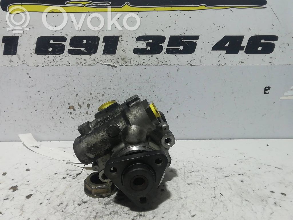 Power steering pump   SINREFERENCIA
