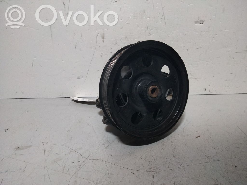 Ohjaustehostimen pumppu   4CB0903,HBDJC