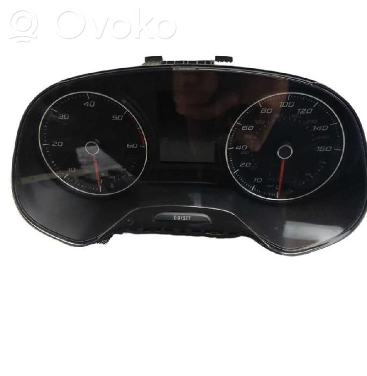 Seat Leon (5F) Speedometer (instrument cluster) 