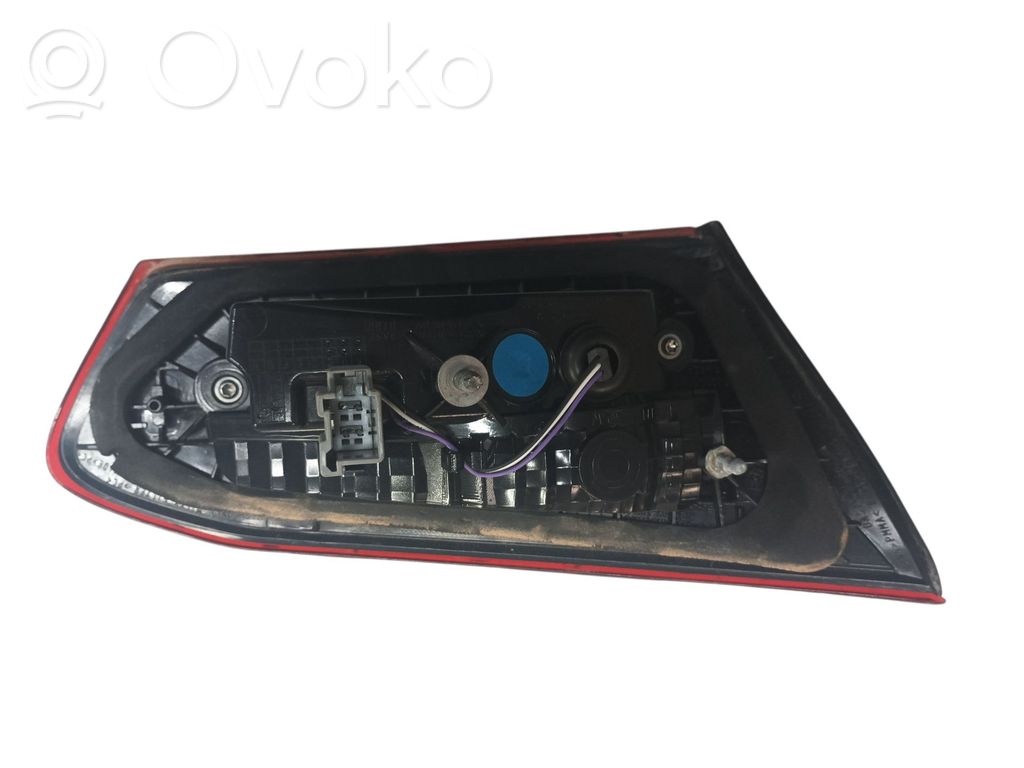 Ford Focus Tailgate rear/tail lights 