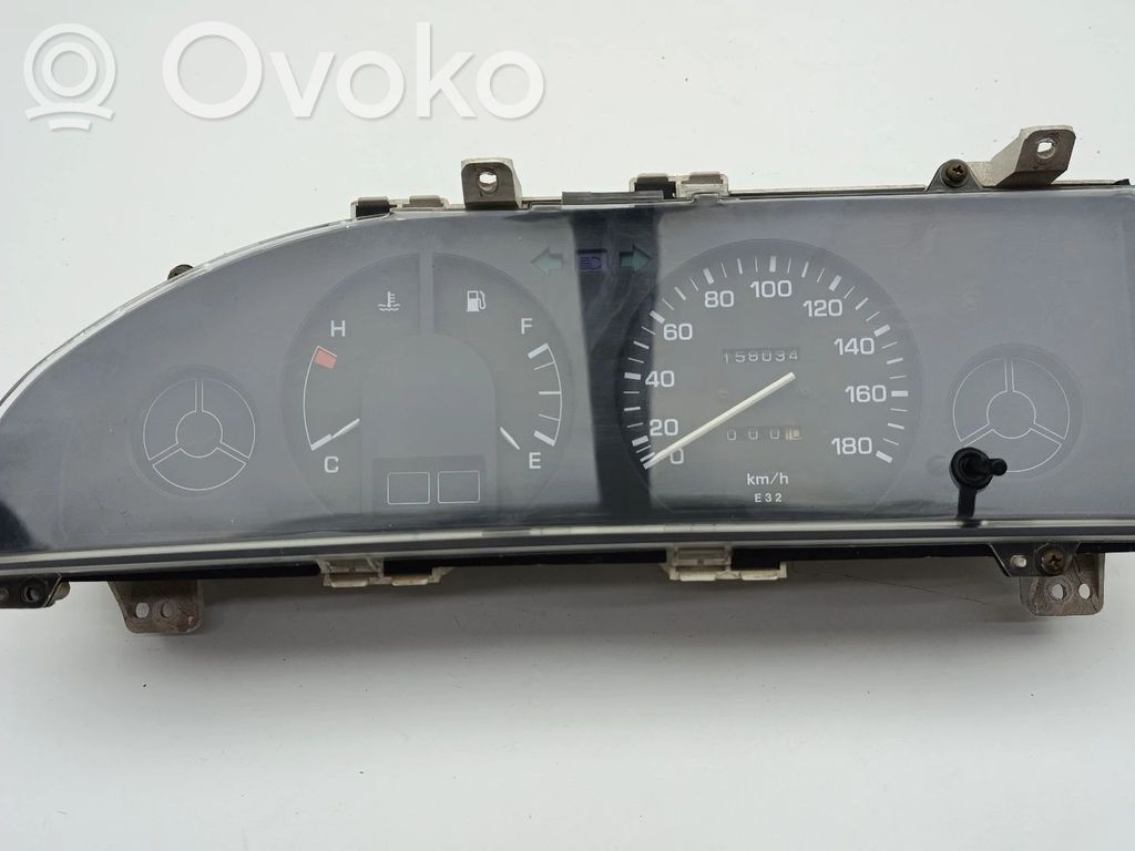 Toyota Corolla E90 Speedometer (instrument cluster) 