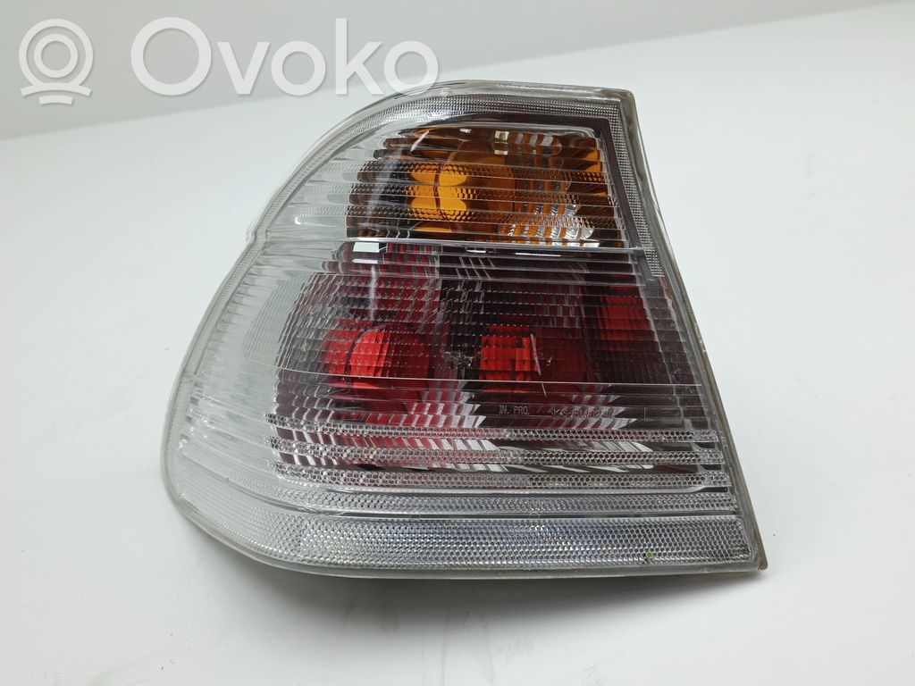 Tailgate rear/tail lights   1KSBM024B,836492