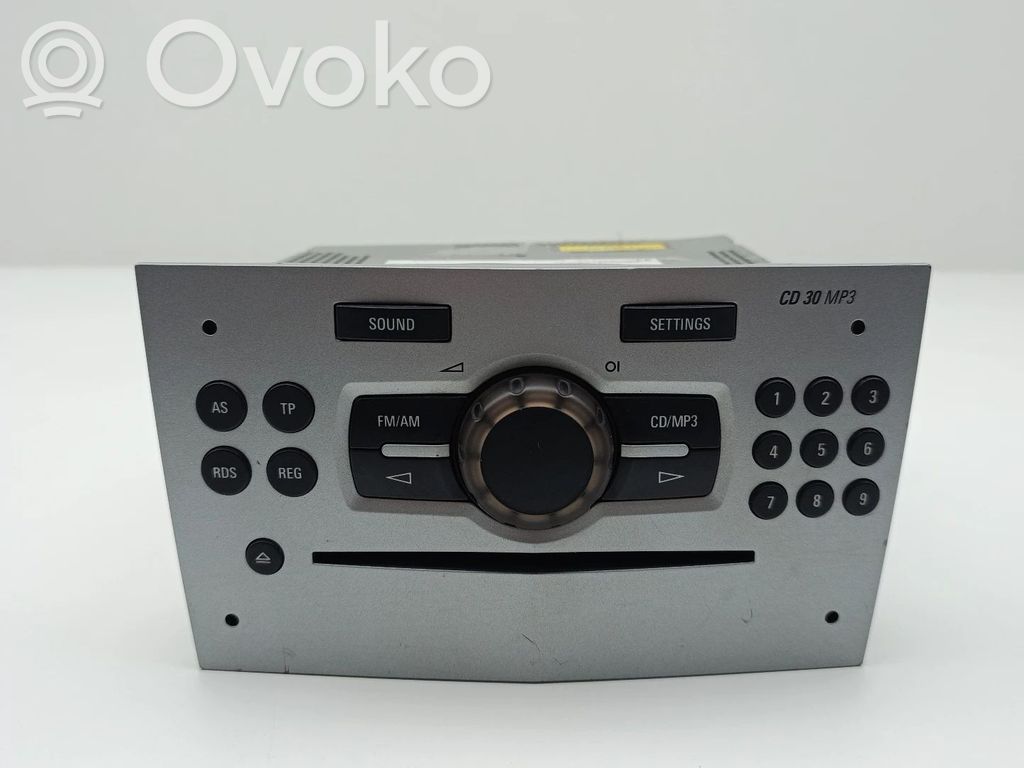 Opel Corsa D Panel / Radioodtwarzacz CD/DVD/GPS 