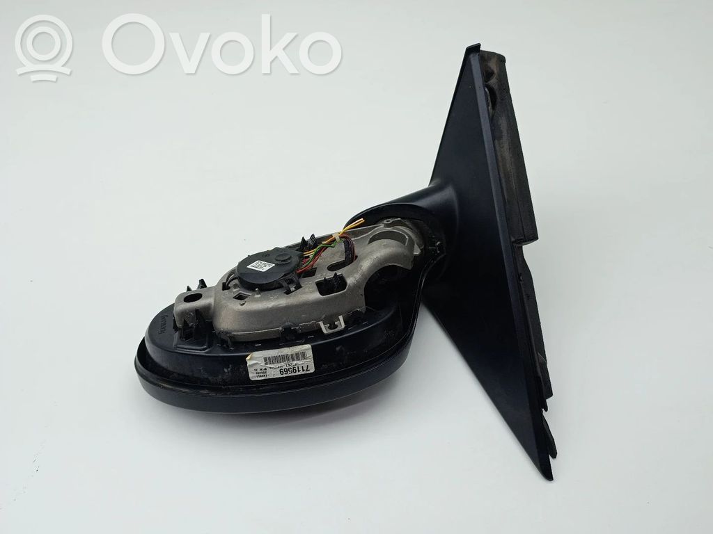Front door electric wing mirror   51167189849