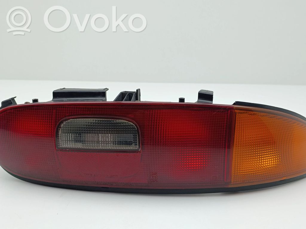 Rear/tail lights   EA2551170C,22061376