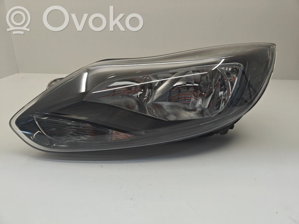 Ford Focus Headlight/headlamp 