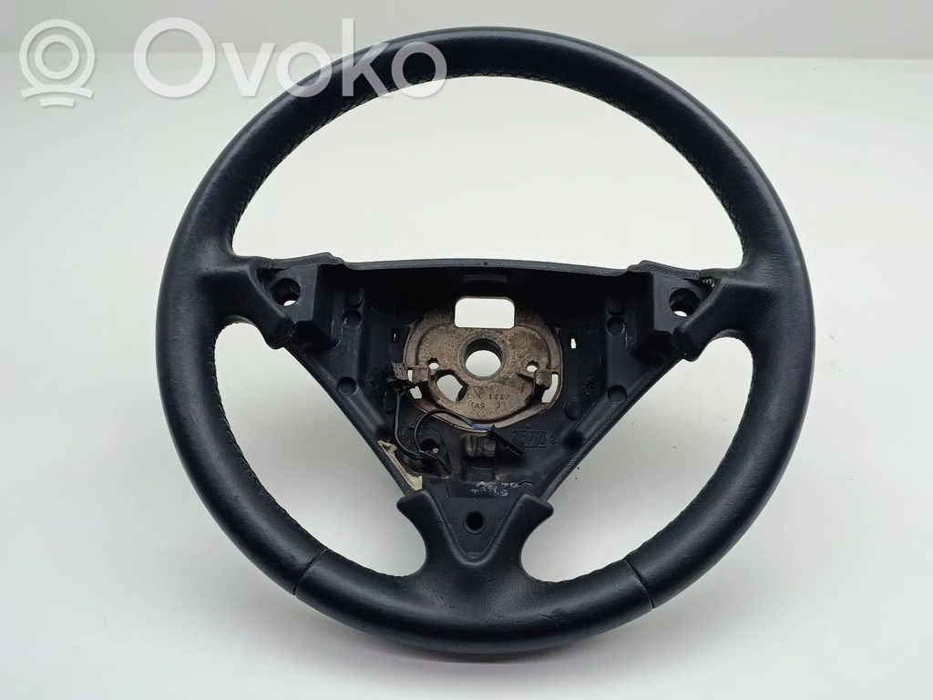 Ohjauspyörä   61572180A,7L5419091K