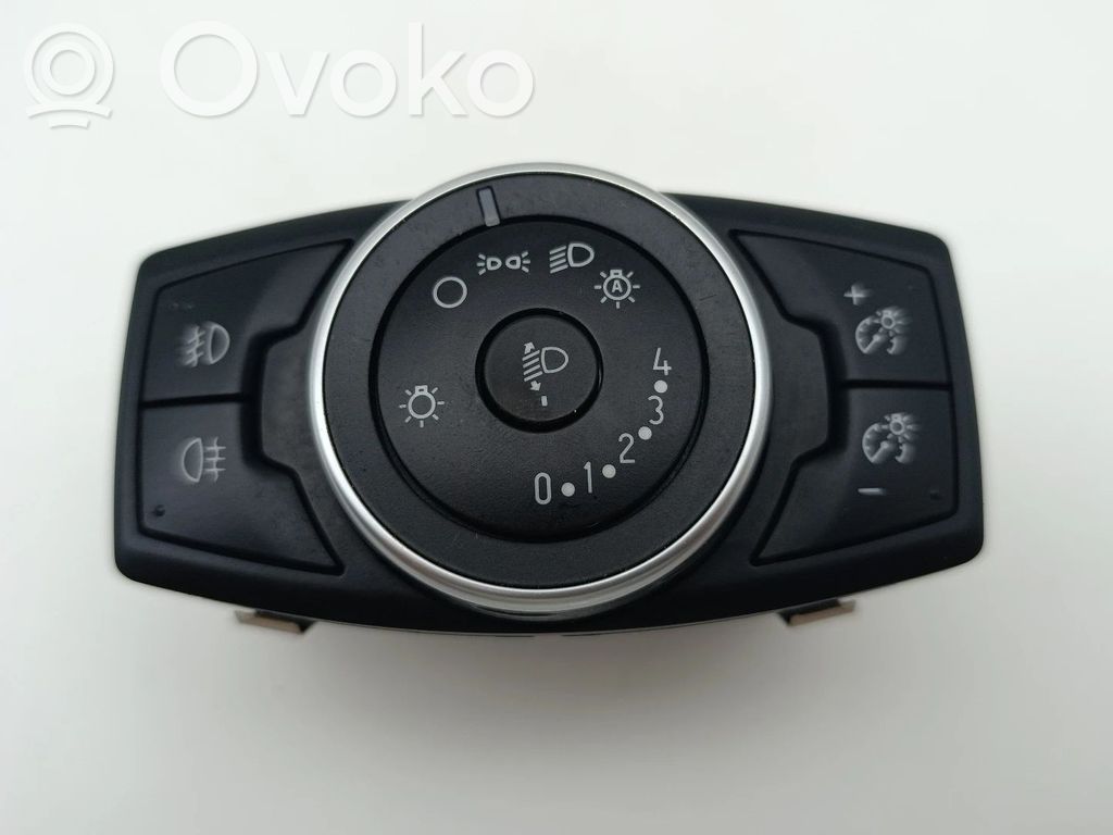 Ford Focus Light switch 