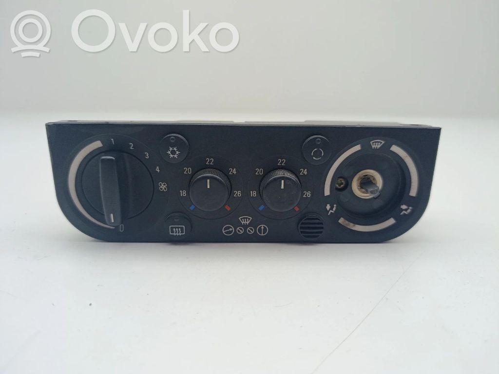 BMW 3 E36 Climate control unit 