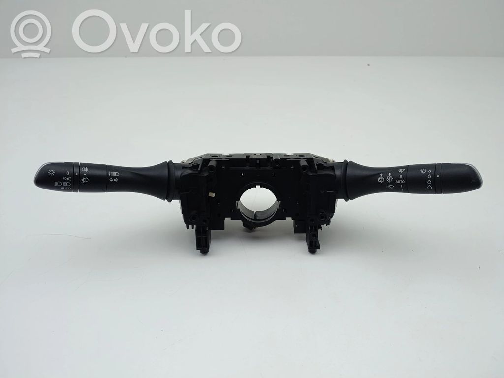 Other switches/knobs/shifts   255676466R
