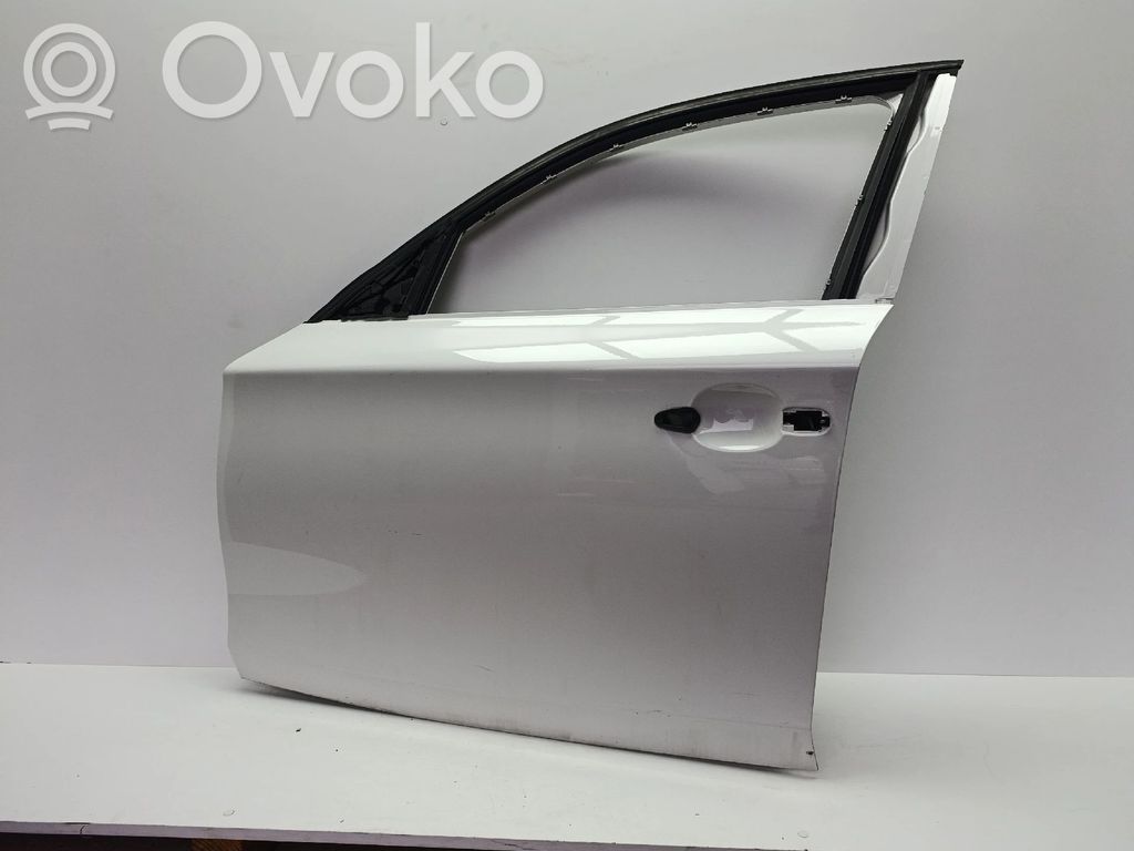 BMW 1 E81 E87 Front door 