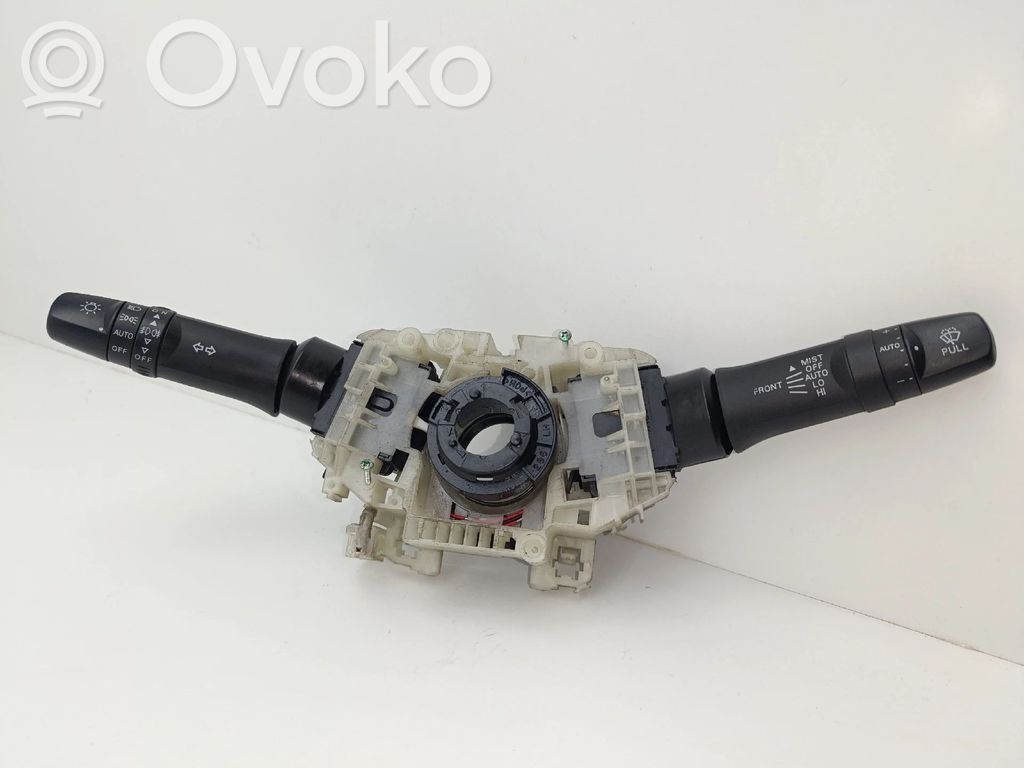 Mitsubishi L200 Otros interruptores/perillas/selectores 