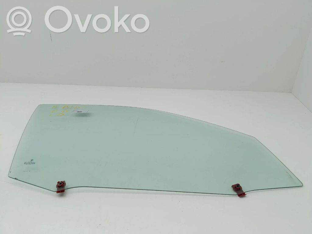 BMW 3 E46 Front door window glass four-door 