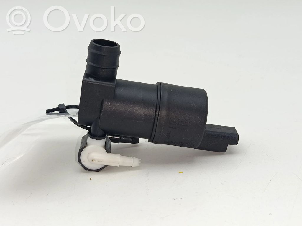 Windscreen/windshield washer pump   681155,9641553880