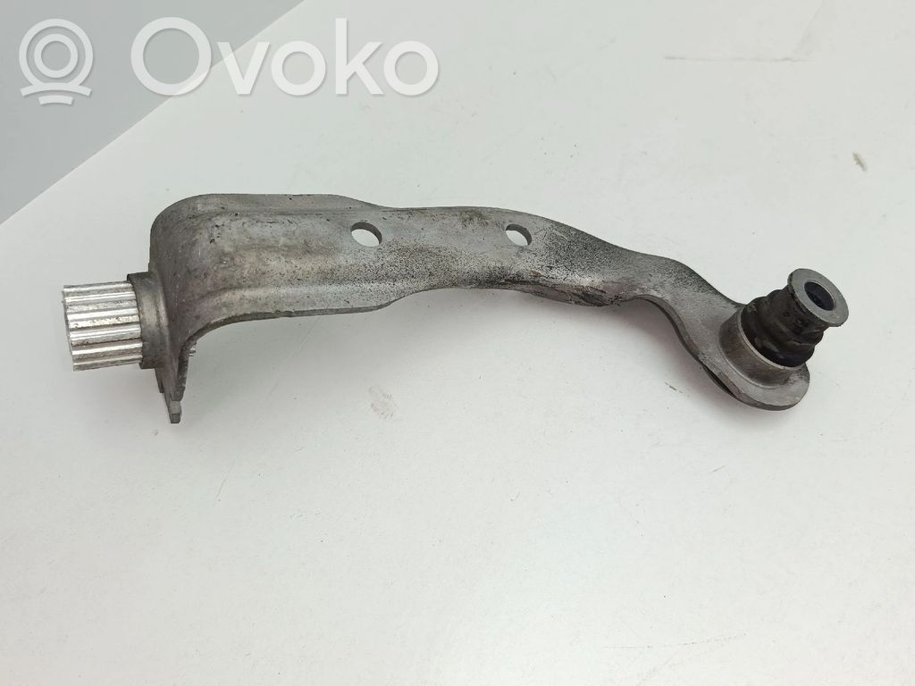 Engine mount bracket   543170605R,548503073R