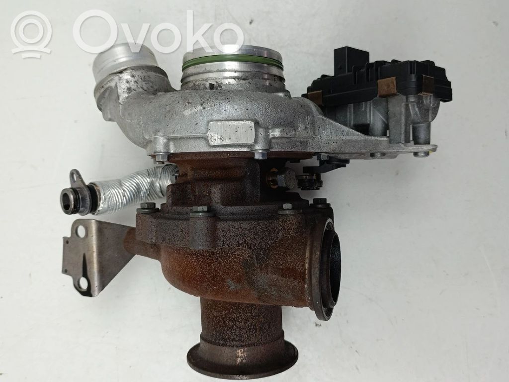 BMW 2 F22 F23 Turbina 