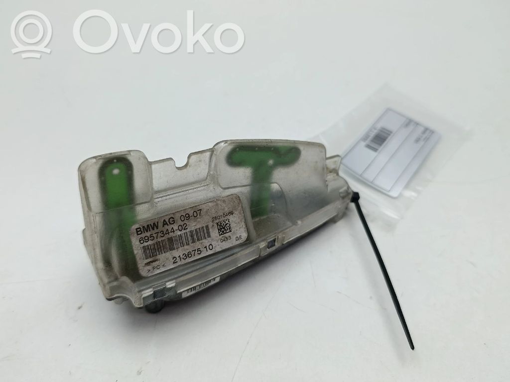 Aerial antenna amplifier   6957344