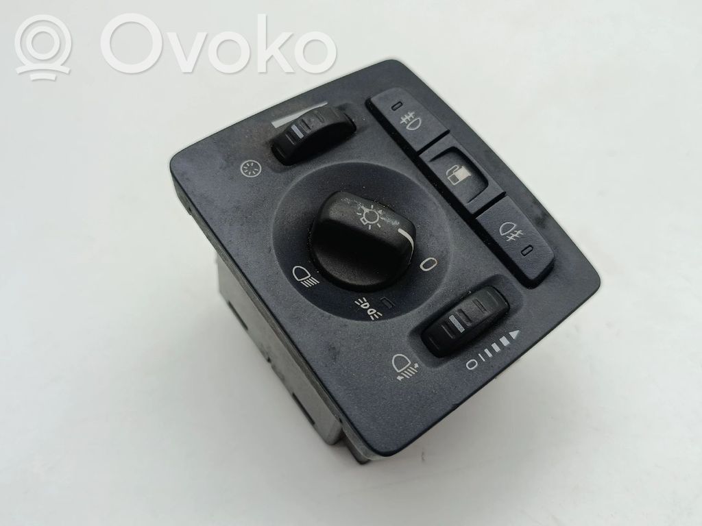 Light switch   30669736,04W45T