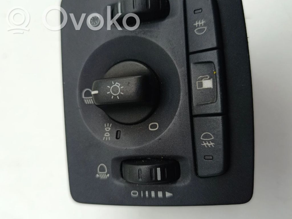 Light switch   30669736,03W46T