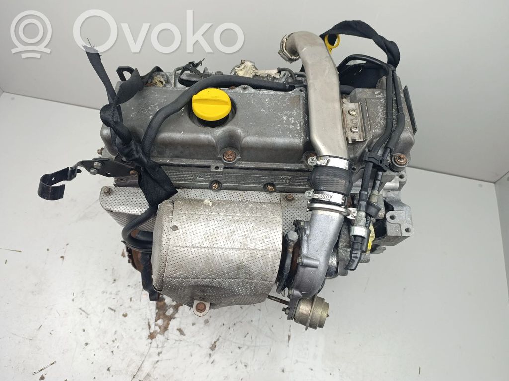 Silnik   D223L