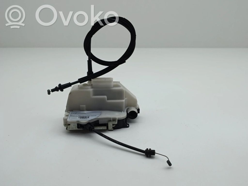 Citroen C2 Priekšpusē slēdzene 