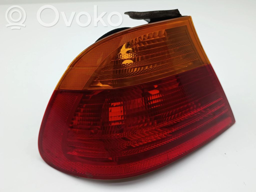 BMW 3 E46 Lampă spate în capacul portbagajului 