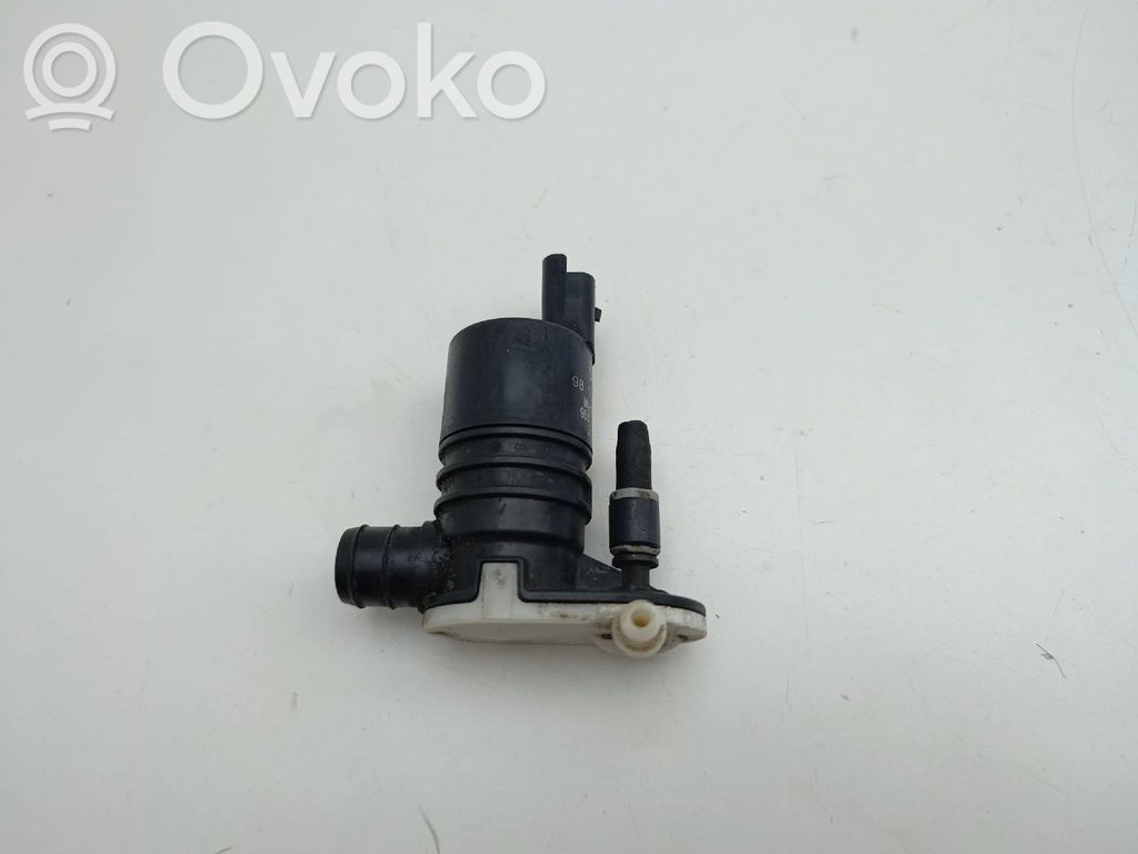 Toyota Proace Pompa spryskiwacza szyby przedniej / czołowej 