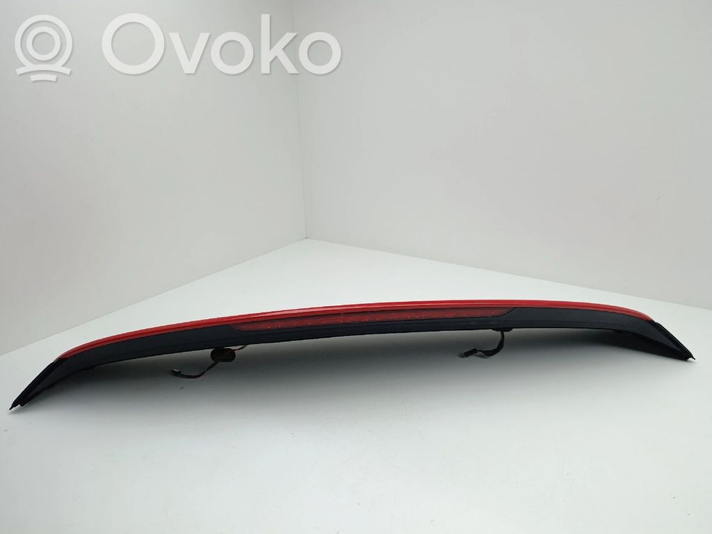 Tailgate/trunk spoiler   8V4827933B