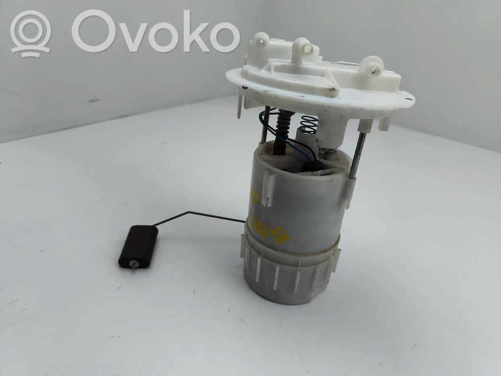 Polttoainesäiliön pumppu   9815895380