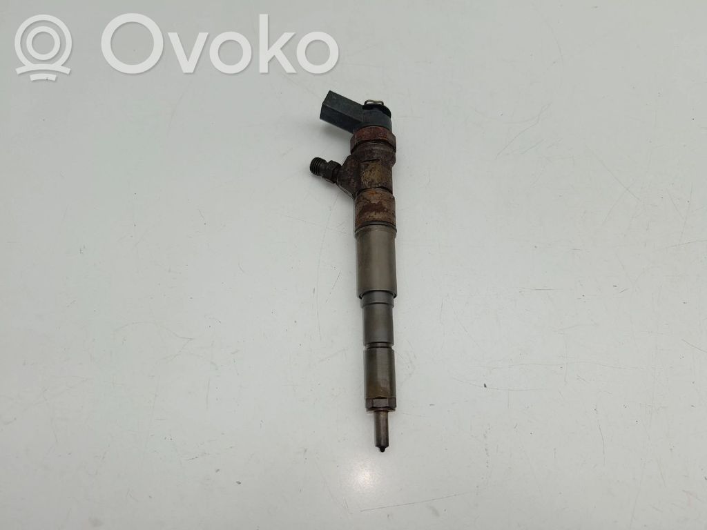 Fuel injector   7794435,0445110209