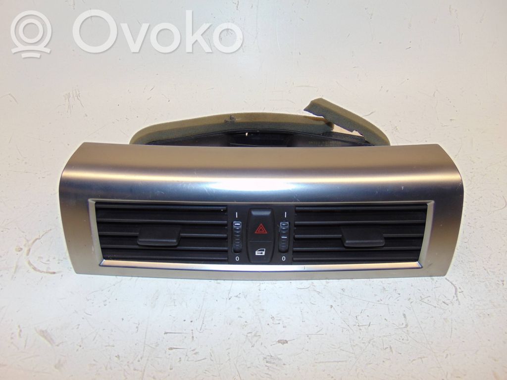 Rejilla de ventilación central del panel   64227009275,7009275