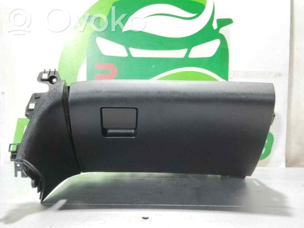 Opel Insignia A Hansikaslokero 