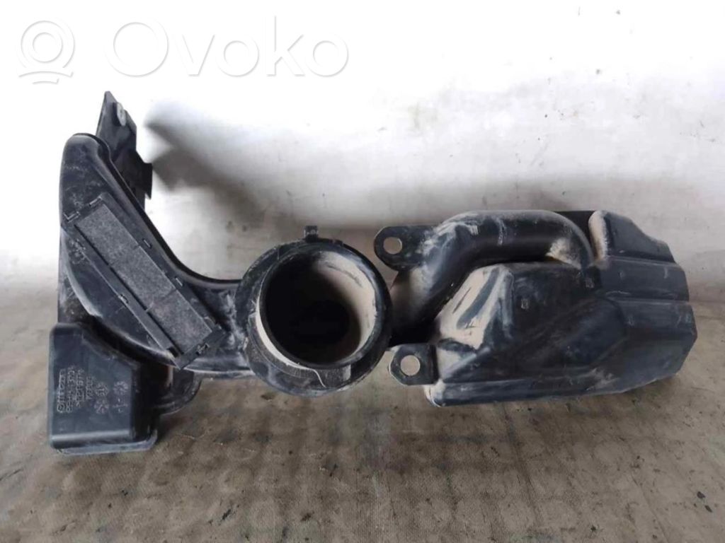 Mazda CX-5 Öljyntäyttöputki 
