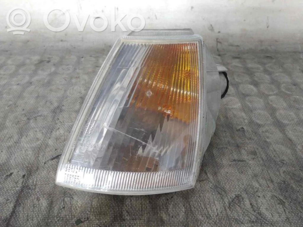 Renault Clio I Frontblinker 