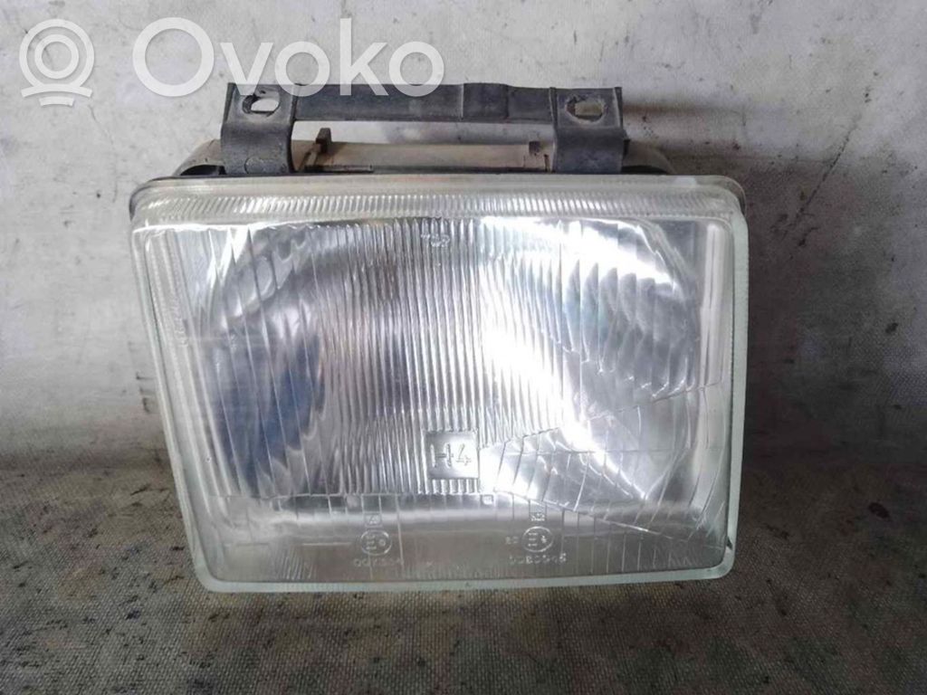 Opel Corsa A Priekinis žibintas 