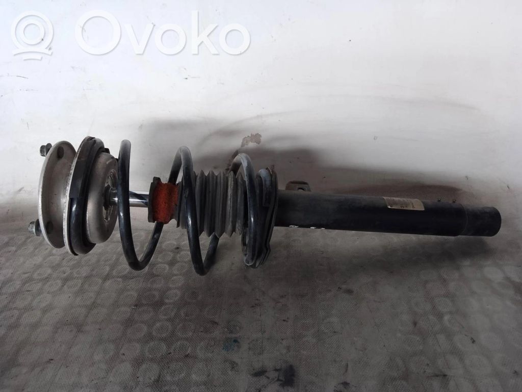 BMW 3 E46 Priekšpusē amortizators 