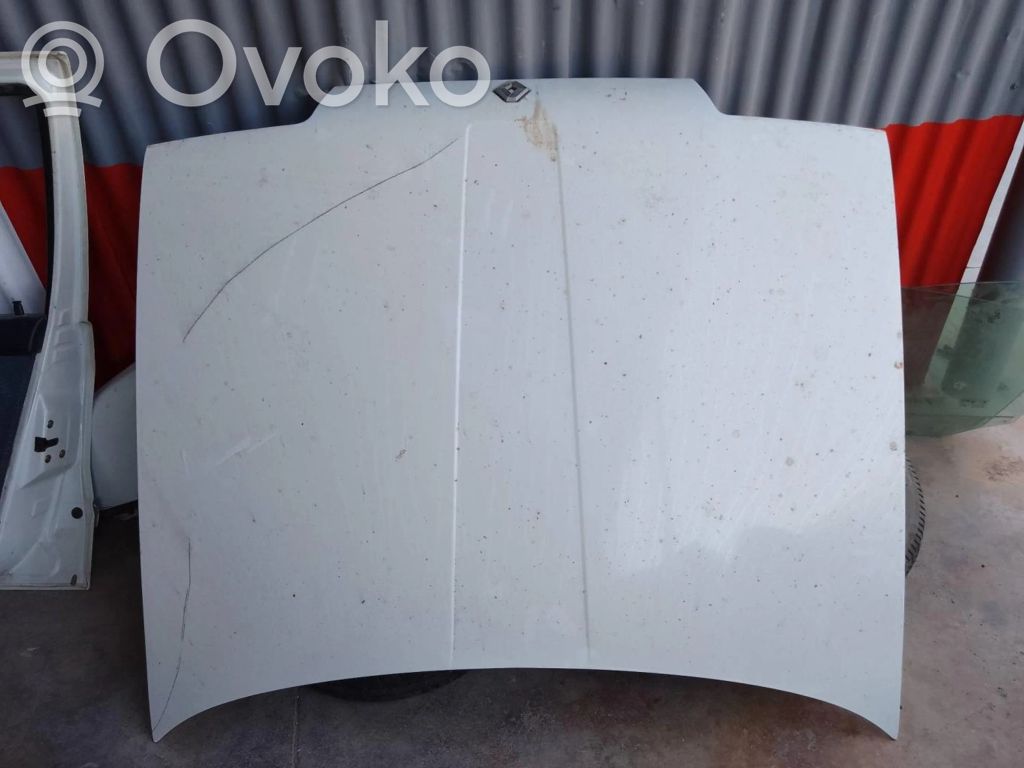 Couvercle, capot moteur
