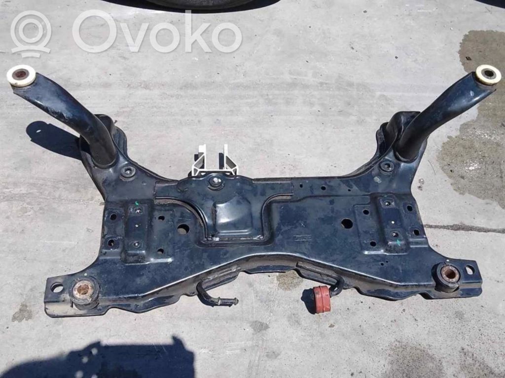 Ford Focus Priekinis traversas 